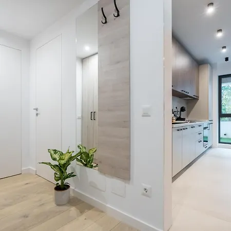 Mediteranian 1br For Business Or Leisure In Nusco * Βουκουρέστι