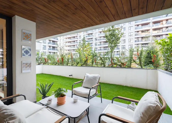 Mediteranian 1br For Business Or Leisure In Nusco Apartmán Bukurešť