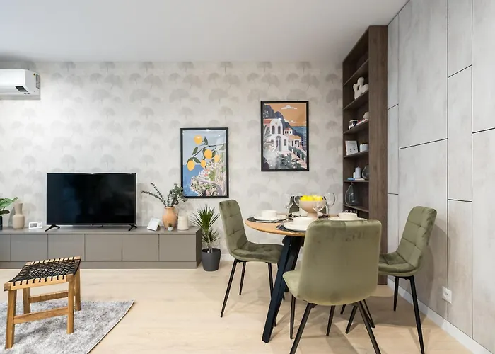 Mediteranian 1br For Business Or Leisure In Nusco アパート *