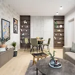 Mediteranian 1br For Business Or Leisure In Nusco Bükreş