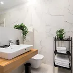 Mediteranian 1br For Business Or Leisure In Nusco アパート